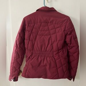 Mountain Khakis Women's Puffer Jacket in Burgundy
